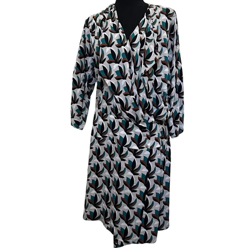 Diane Von Furstenberg Black and White Patterned Dress